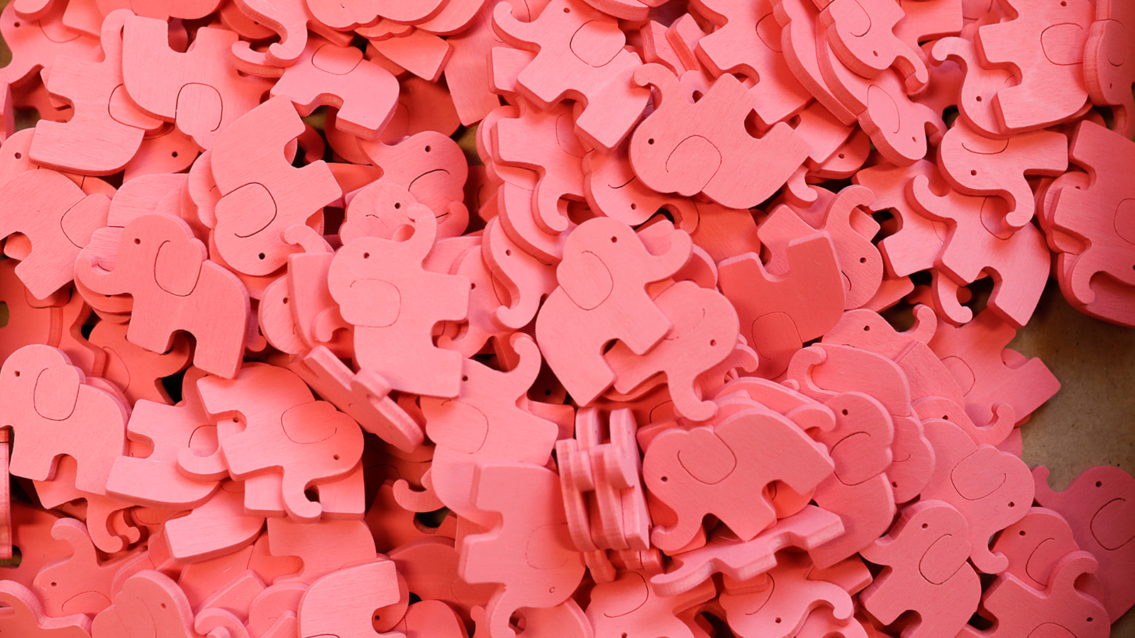 Button Elefant pink
