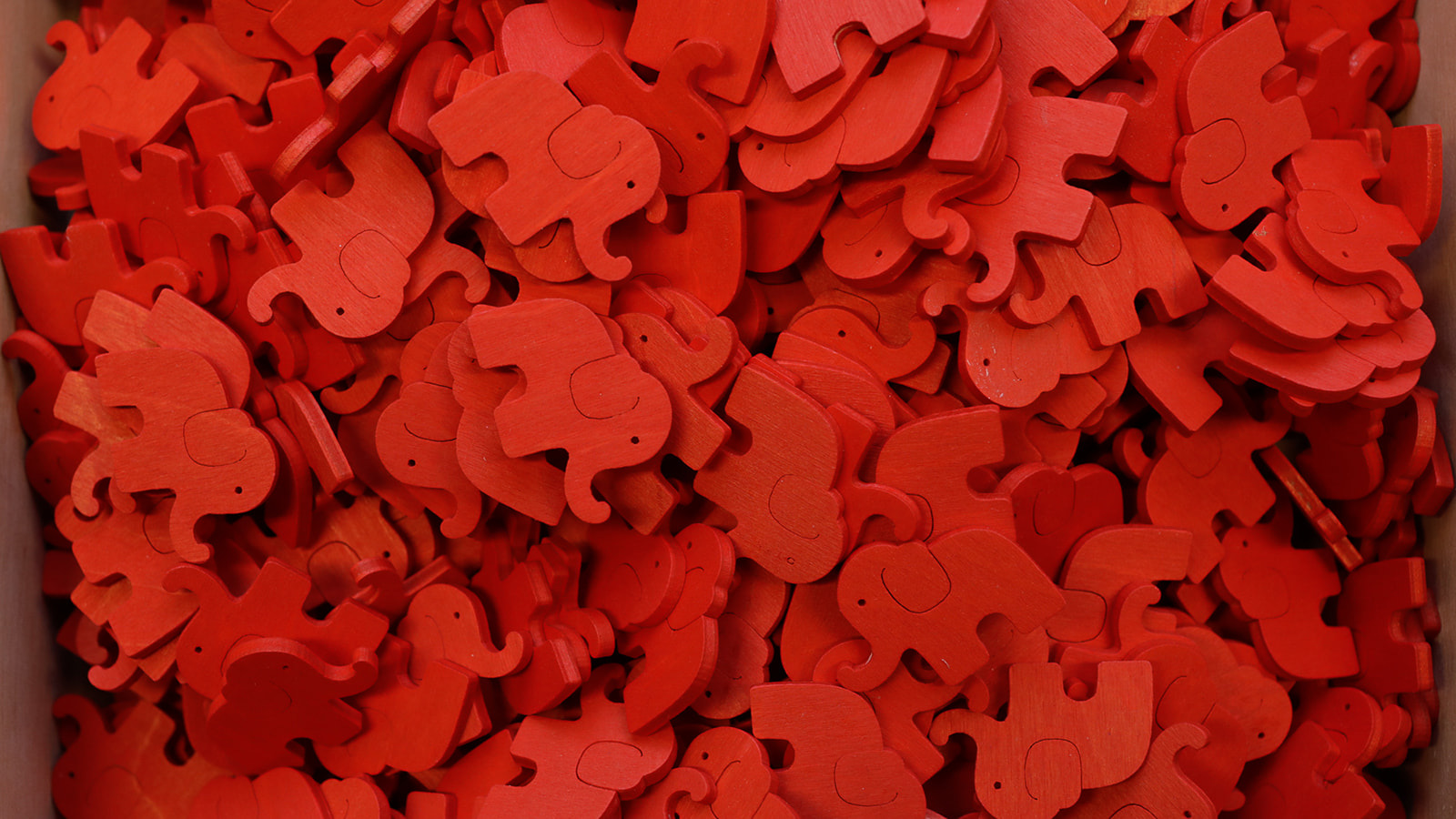 Button Elefant rot